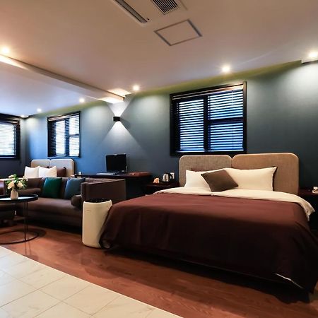 Brown-Dot Hotel Yangjeong Busan Exterior photo