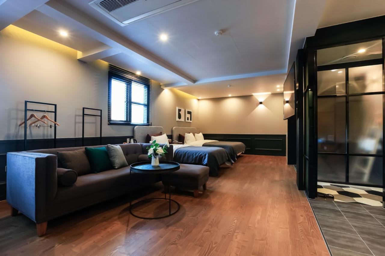 Brown-Dot Hotel Yangjeong Busan Exterior photo