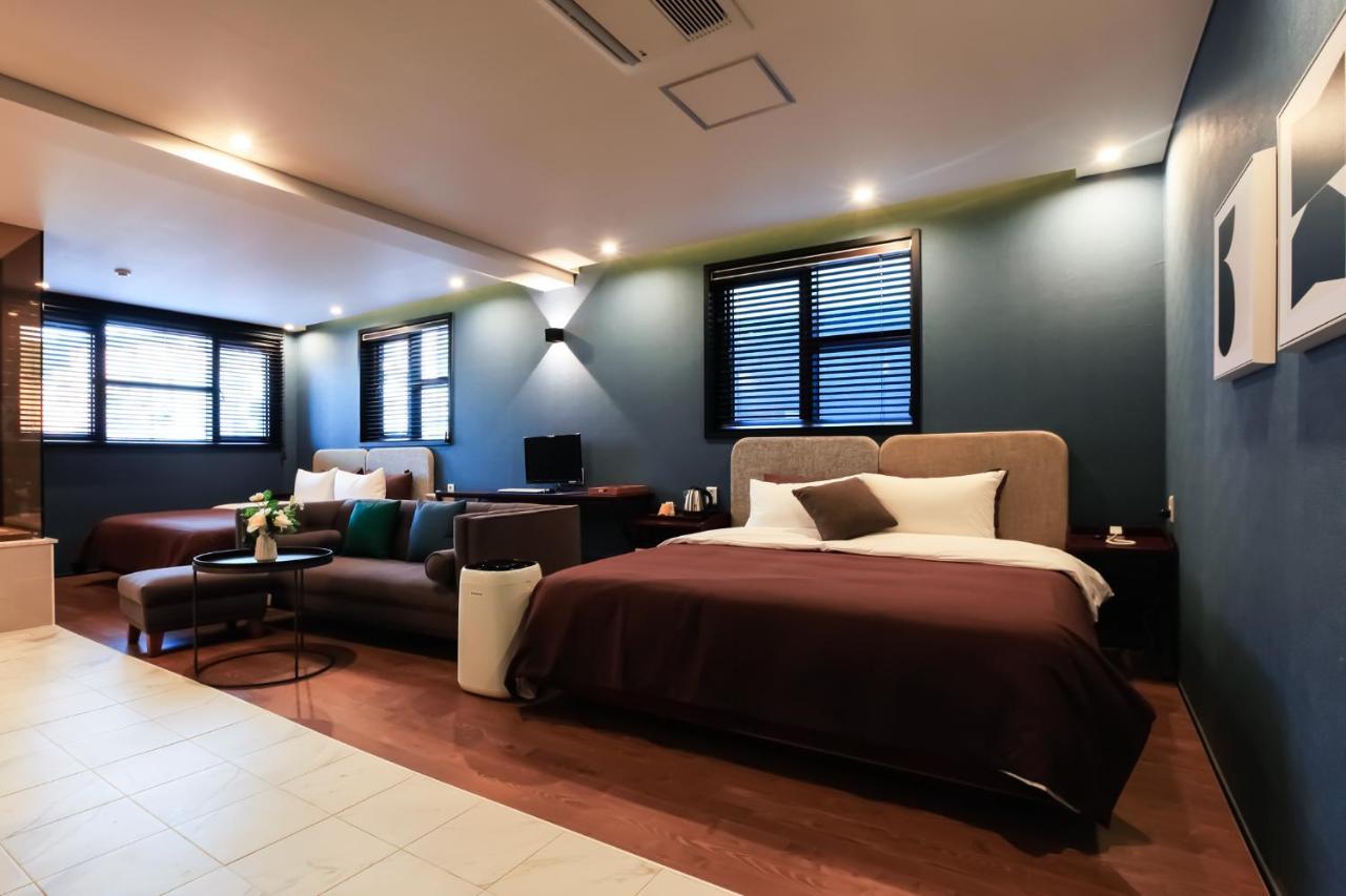 Brown-Dot Hotel Yangjeong Busan Exterior photo