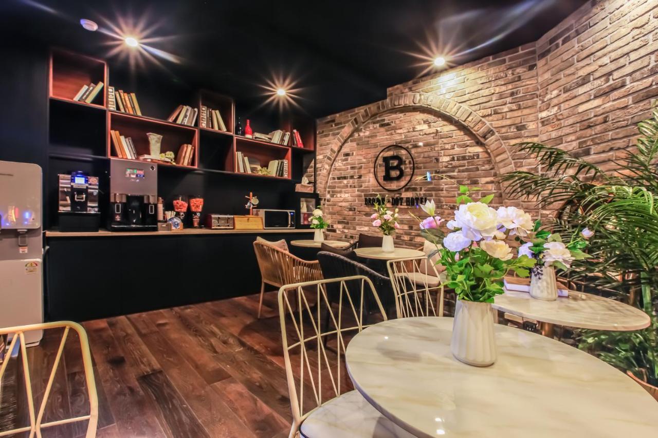Brown-Dot Hotel Yangjeong Busan Exterior photo